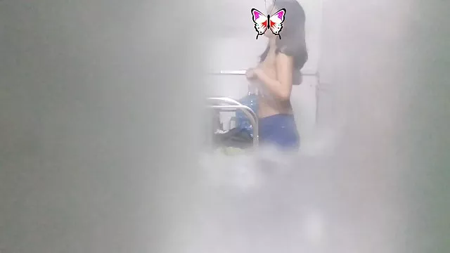 சோலோ 19 வயது கோடிட்ட கெய்டர்கள்