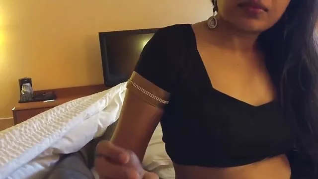 சிறுநீர் கழிக்க ஒரு ஒதுங்கிய இடம் கிடைத்தது