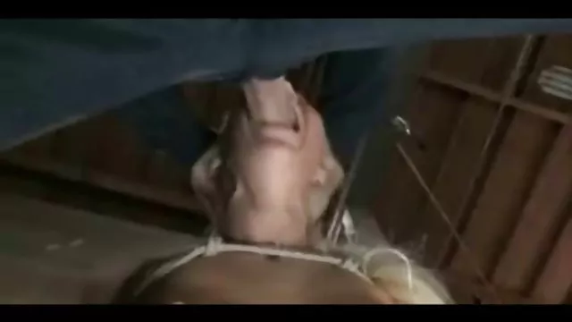 ஒரு மகளிர் மருத்துவ நாற்காலியில் நோயாளியின் புணர்ச்சி