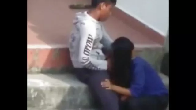 பச்சை குத்தப்பட்ட அழகு அழகு