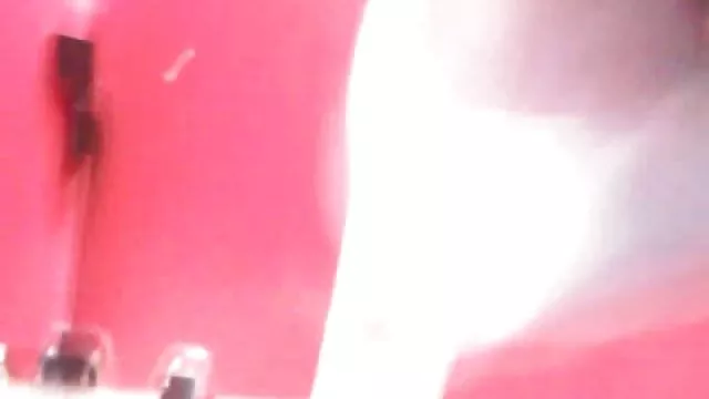 பச்சை குத்தப்பட்ட பெண்
