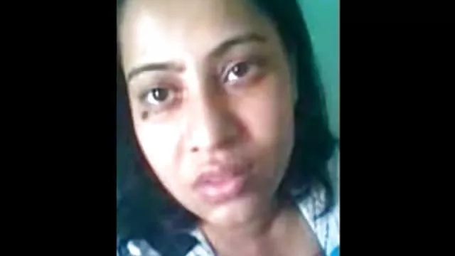 நாங்கள் காபி குடித்தோம், மேஜையில் உடலுறவு கொண்டோம்