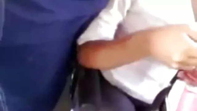 நான் அதை என் வாயில் அடைத்து ஒரு அழகாவைப் பிடித்தேன்