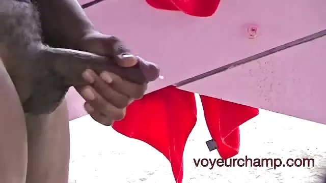 ஒரு மகளிர் மருத்துவ நிபுணரால் பரிசோதனையில் உண்மையில் முடிந்தது